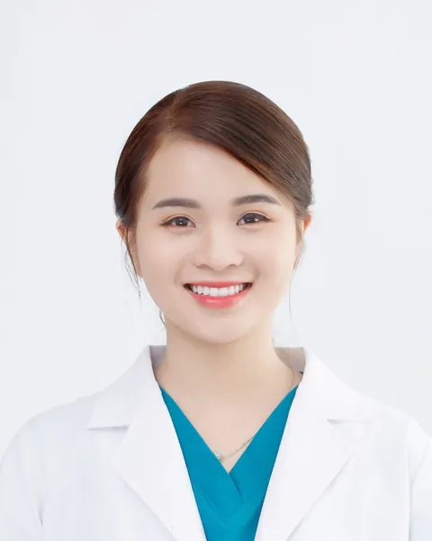 Potret Dr. Michelle Tan